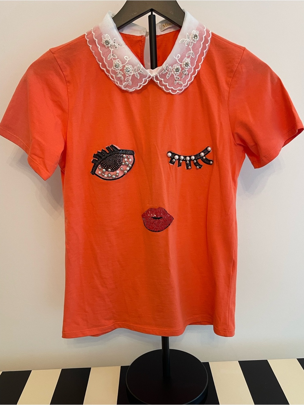 Miao Miao Embellished Coral Tee with Lace Collar XS / S